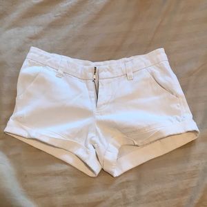 White mid rise shorts